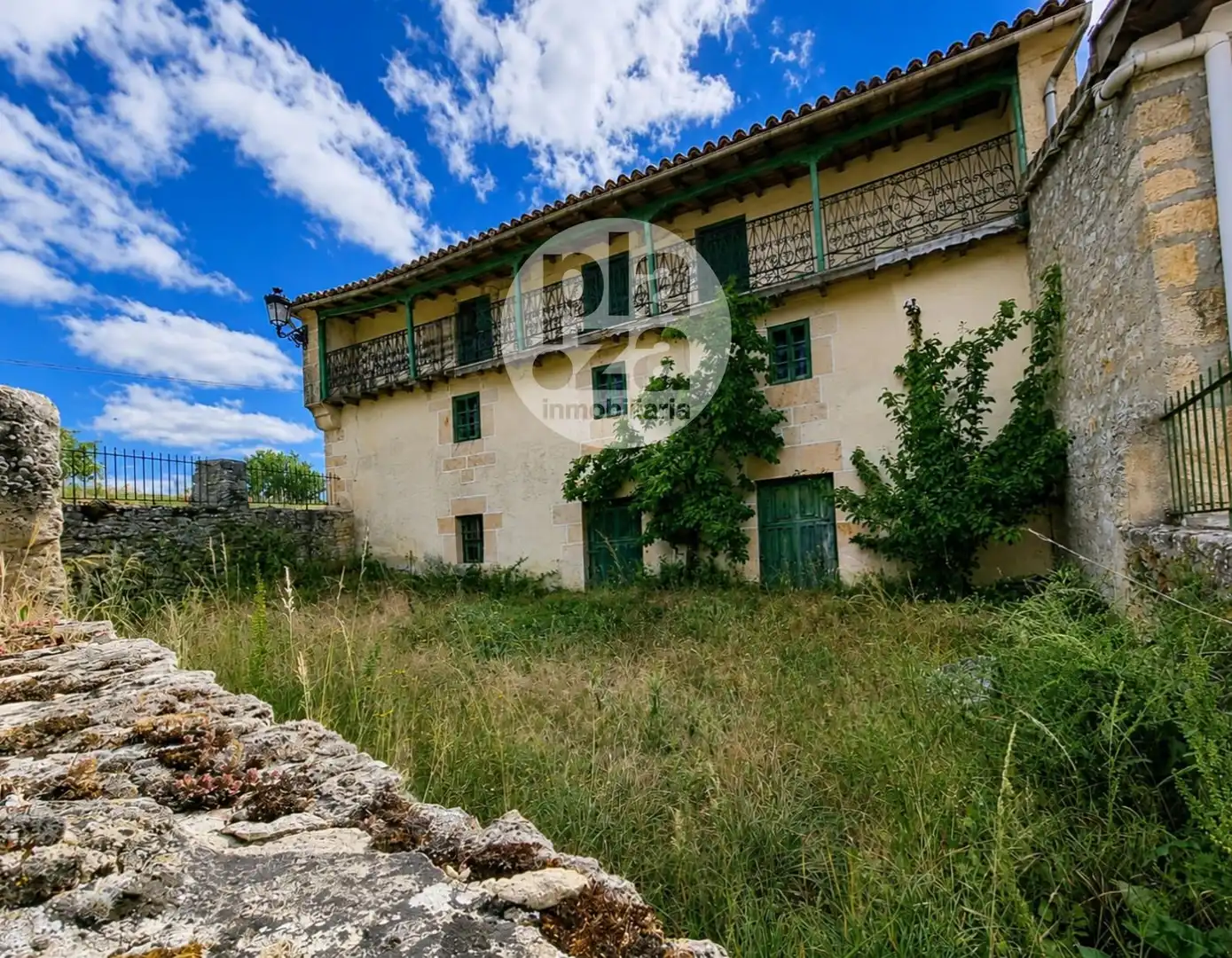 Exterior view of Houses for sale in Valle de Sedano  with Private garden and Terrace