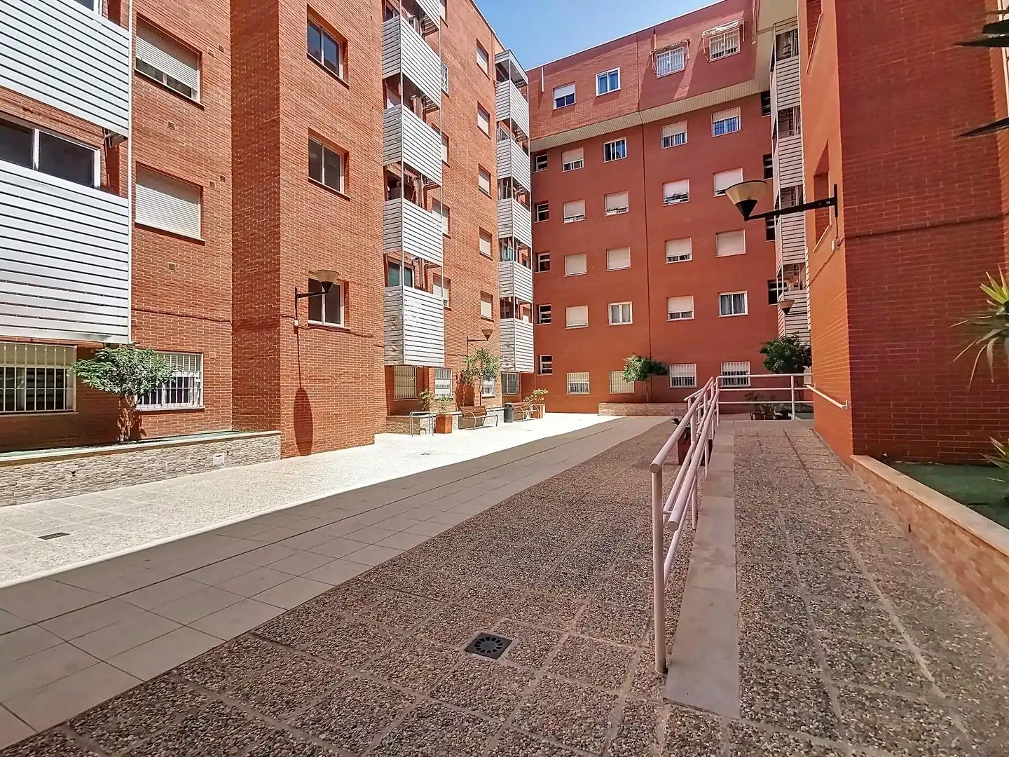 Ground floor with lift to rent in Calle Profesor Domínguez Ortiz, imagen 26