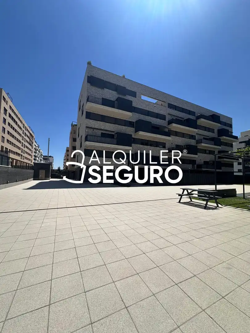 Vista exterior de Pis de lloguer en Madrid amb Aire condicionat, Calefacció i Terrassa