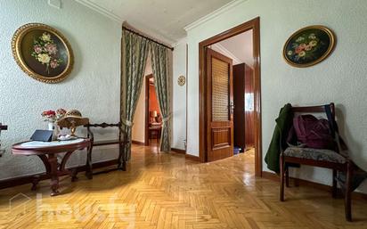 Flat for sale in  Madrid Capital  with Heating