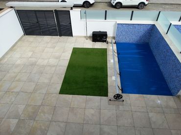 Casa aparellada amb piscina en venda a Calle Pérez Galdós
