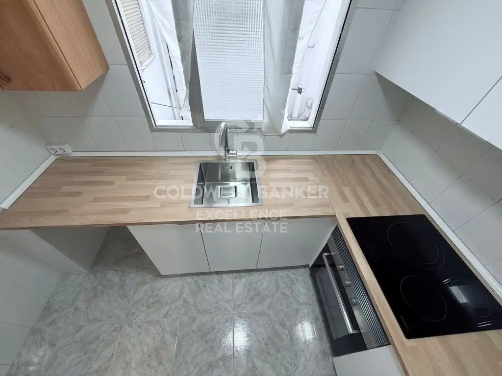 Cocina de Piso de alquiler en Valencia con Balcón
