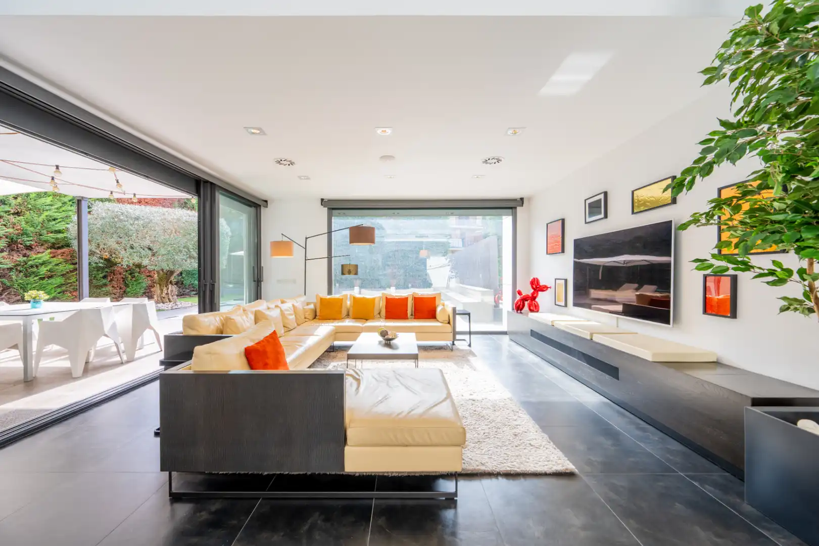 Sala de estar de Casa o chalet en venta en Sant Cugat del Vallès con Aire acondicionado, Calefacción y Jardín privado
