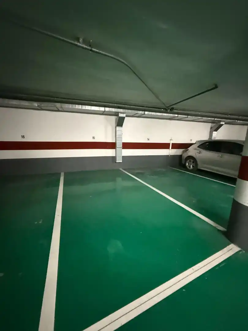 Parking de Piso en venta en Pinseque con Balcón