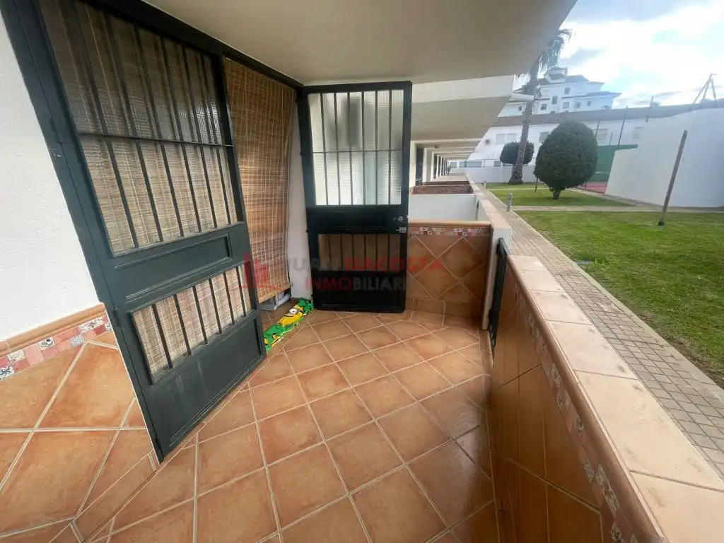 Casa adosada en venta en Calle Veleta, La Antilla