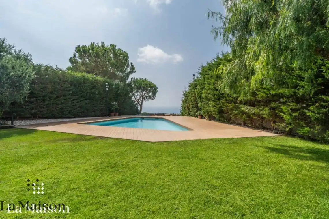 Piscina de Casa o chalet en venta en Sant Andreu de Llavaneres con Aire acondicionado, Calefacción y Jardín privado