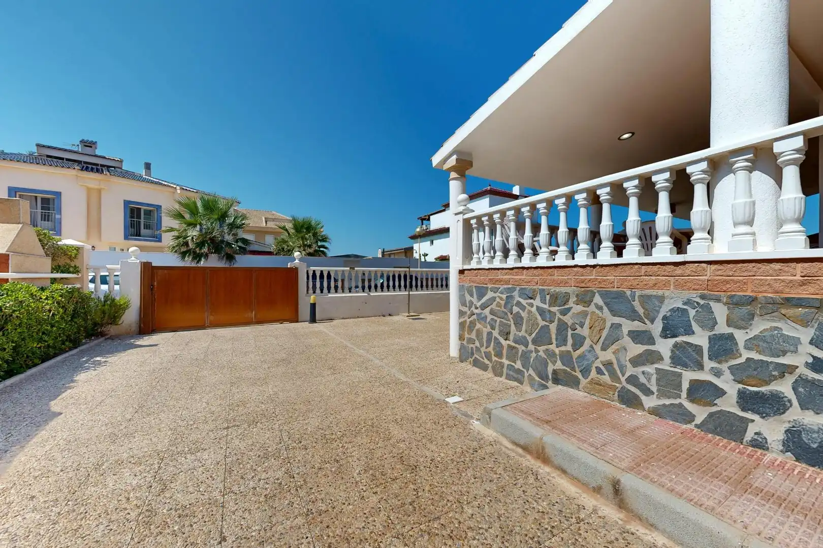 Houses for sale in Calle poligono Y, 87, Alumbres - Escombreras