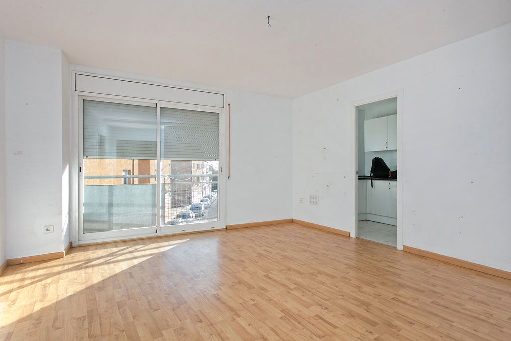 Living room of Flat for sale in Terrassa  with Storage room