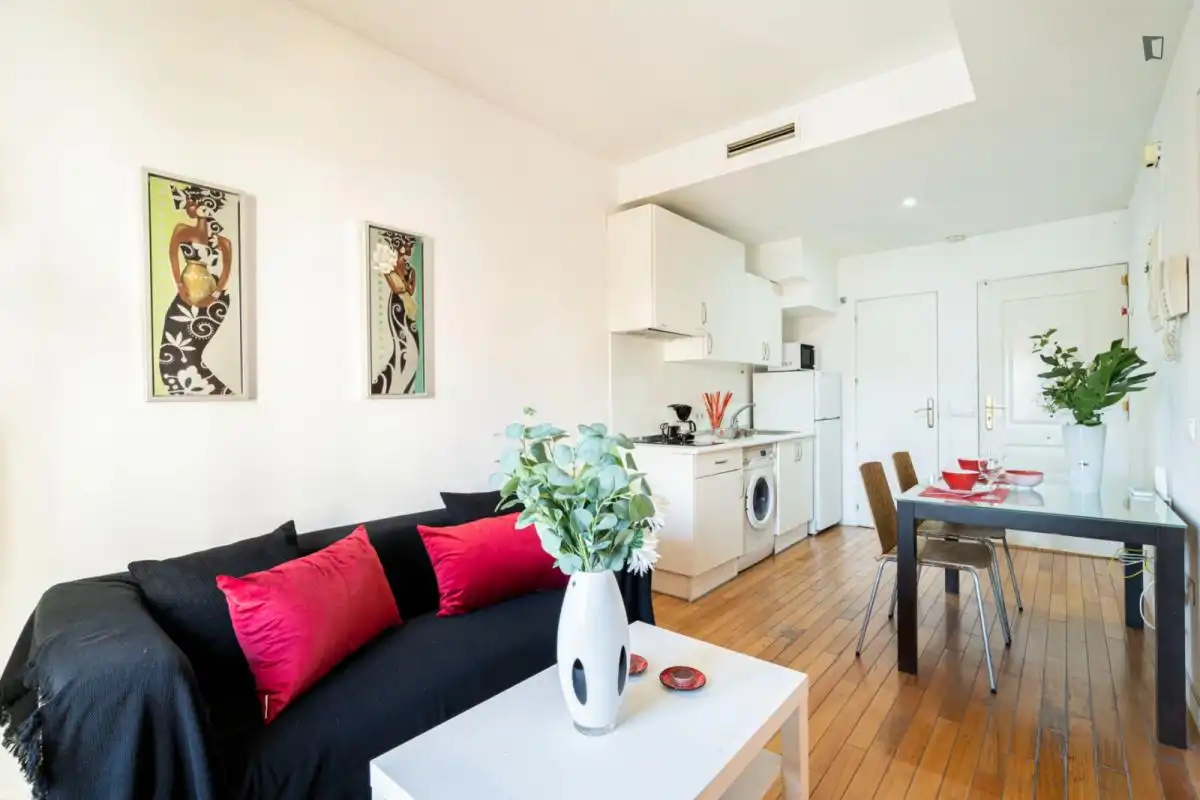 Apartament de lloguer a Puerta del Ángel