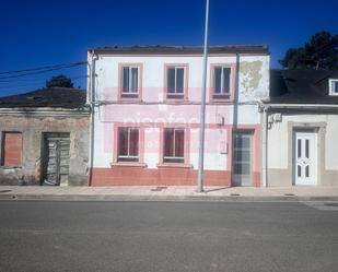 Vista exterior de Casa o xalet en venda en Lugo Capital