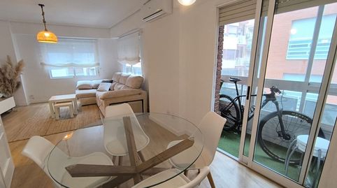 Foto 2 de Piso en venta en Capitán Segarra, Mercado, Alicante / Alacant