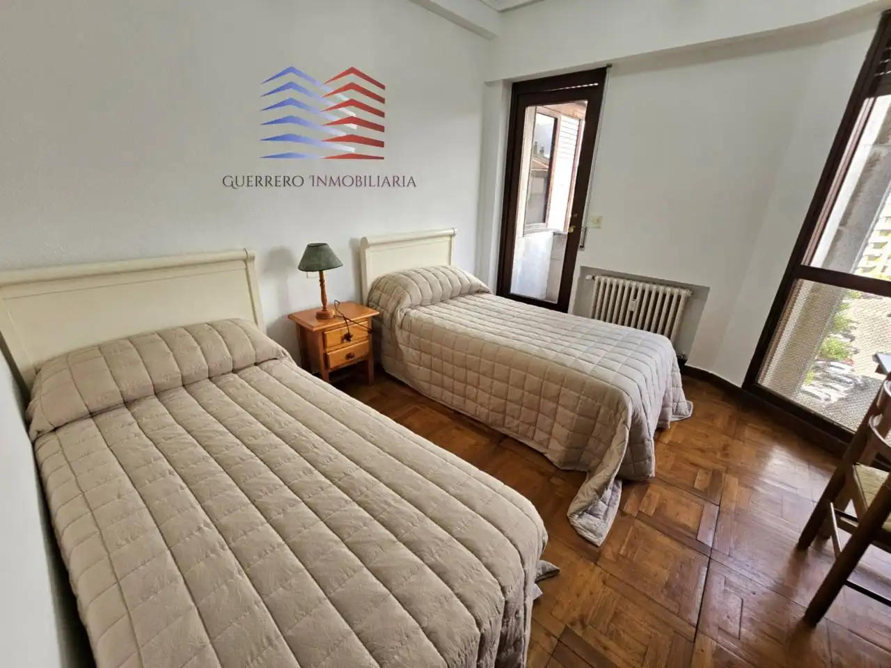Vista exterior de Piso de alquiler en Ourense Capital  con Calefacción, Parquet y Trastero