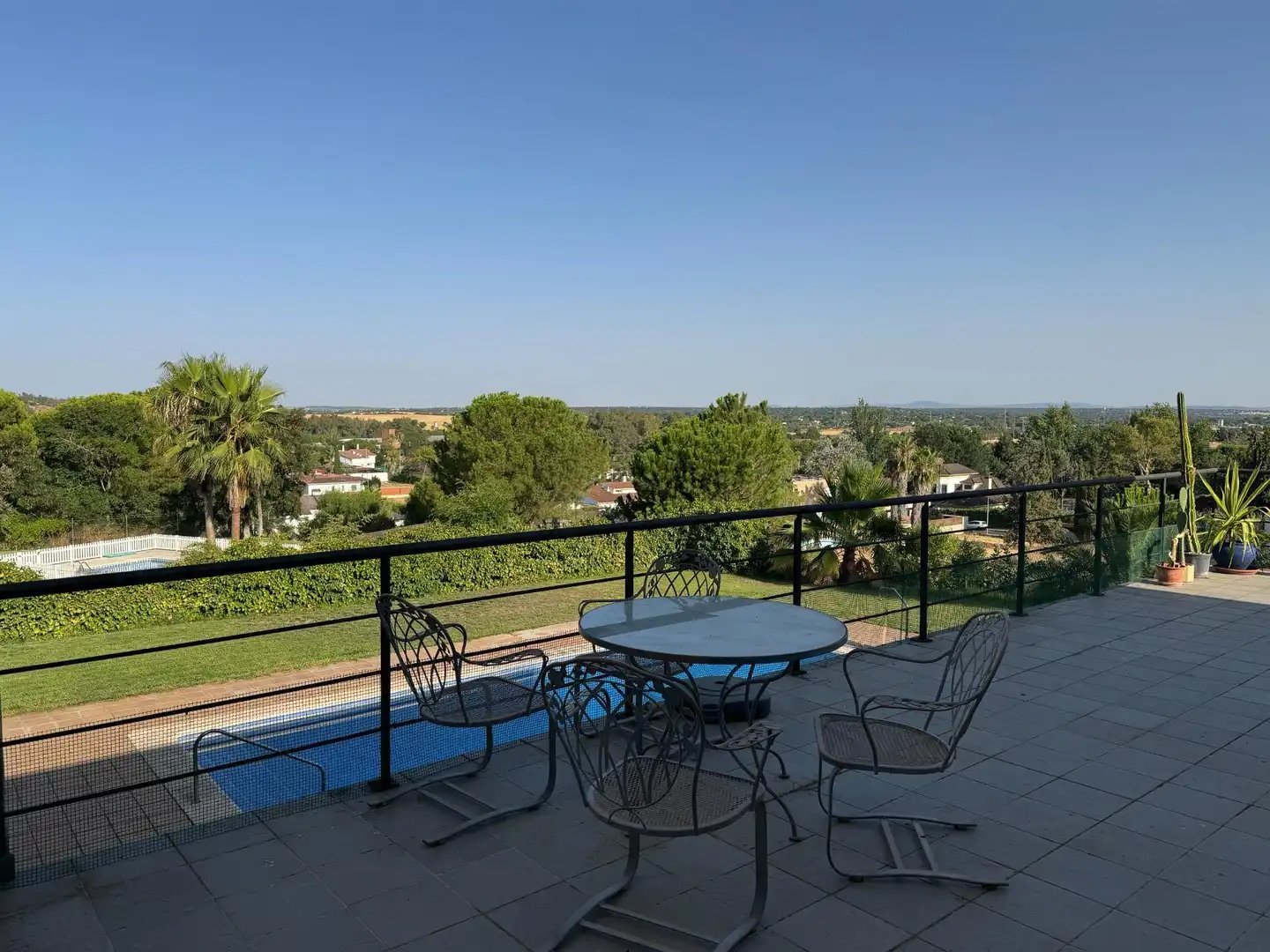 Terrassa de Casa o xalet en venda en Badajoz amb Aire condicionat, Calefacció i Jardí privat