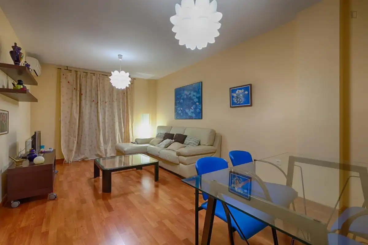 Apartamento de alquiler en La Zubia Ciudad