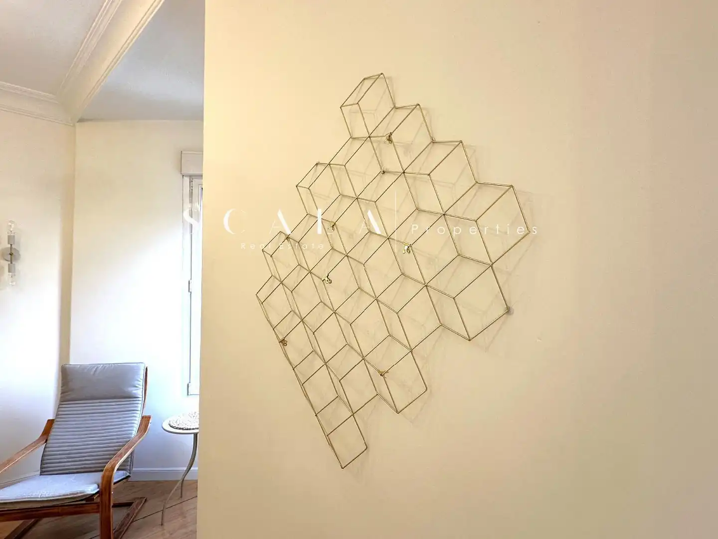 Wohnung zur Miete in Infanta Isabel, Jerónimos