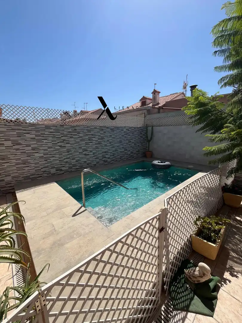 Villa con terrazza in vendita a Urbanizacion PURIAS, imagen 3