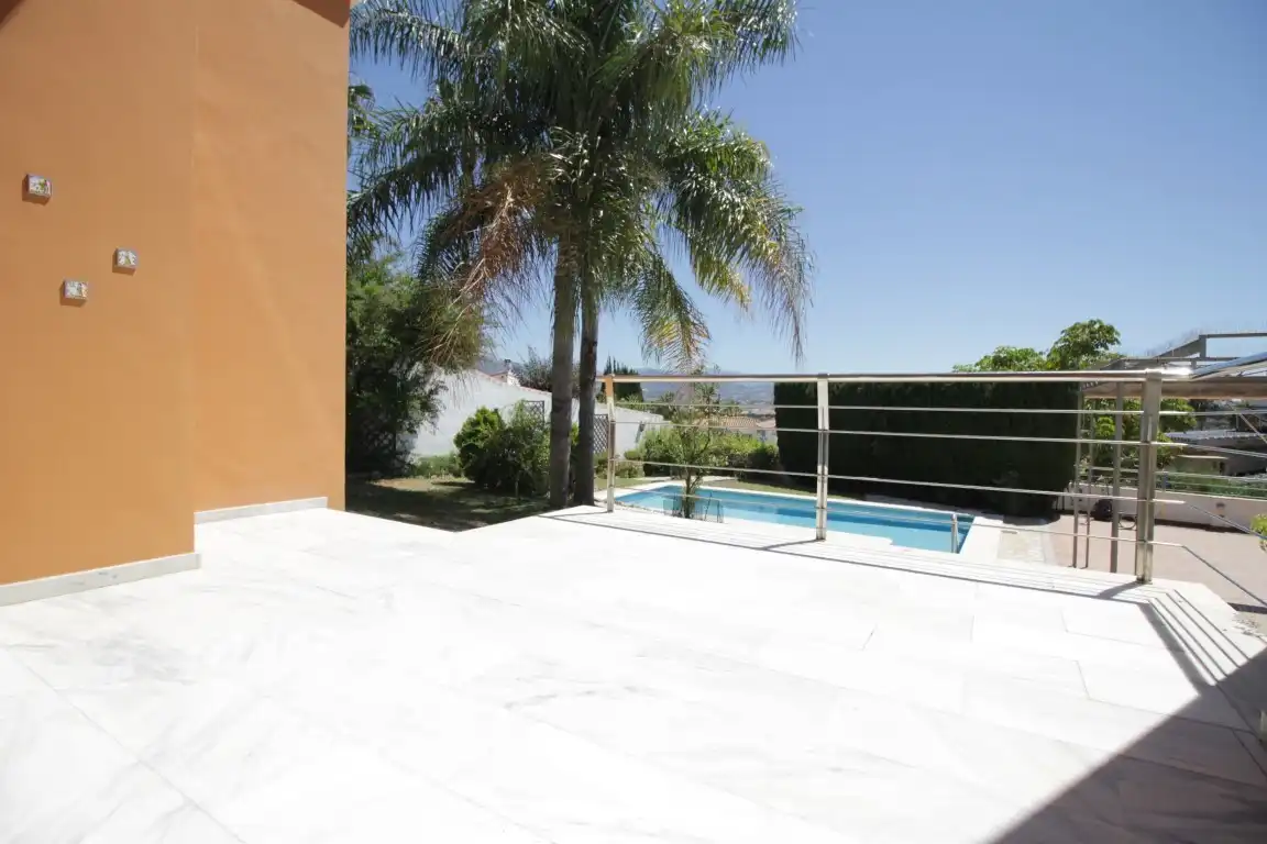Terrace of Houses for sale in Vélez-Málaga  with Air Conditioner, Heating and Private garden