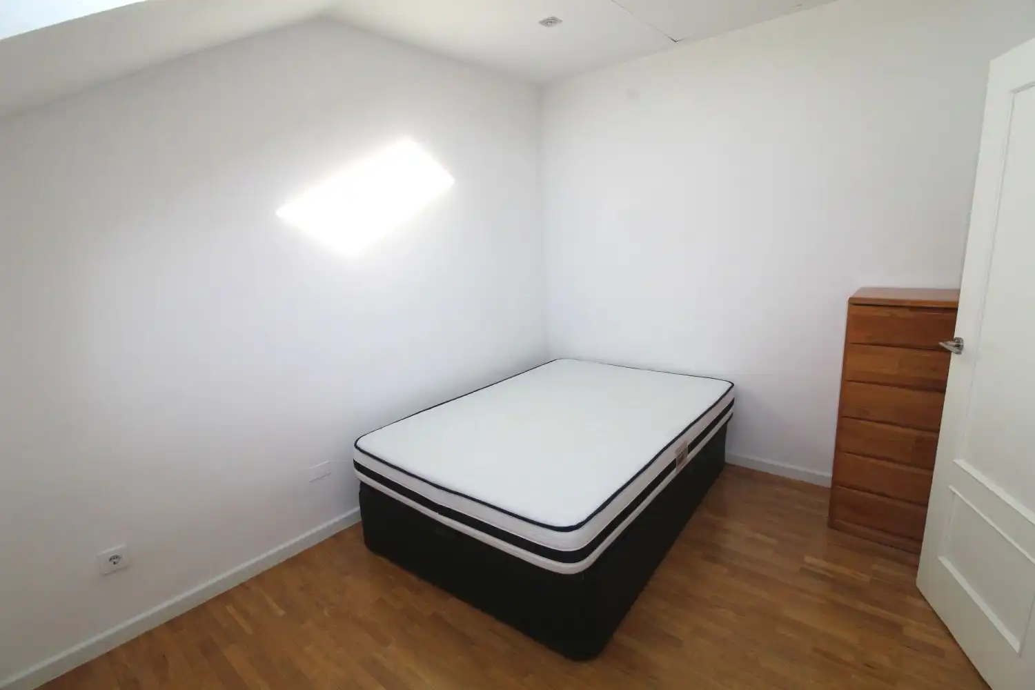 Bedroom of Duplexes for sale in Ciudad Real  with Air Conditioner, Heating and Parquet flooring