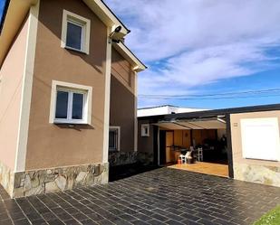 Exterior view of House or chalet for sale in Tapia de Casariego  with Heating, Private garden and Storage room