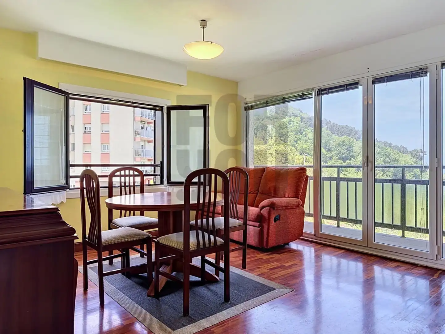 Comedor de Piso en venta en Zarautz con Trastero y Balcón