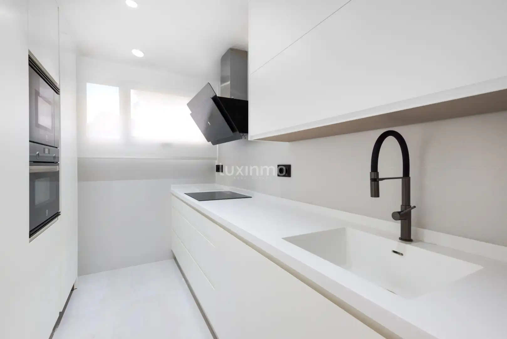 Kitchen of Flat for sale in Calpe / Calp  with Air Conditioner, Heating and Terrace