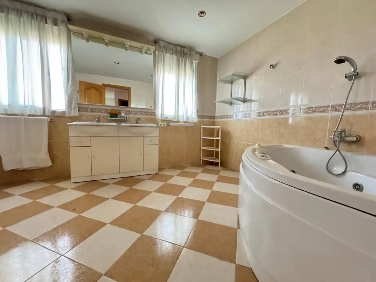 Baño de Casa o chalet en venta en Meco con Calefacción, Jardín privado y Terraza