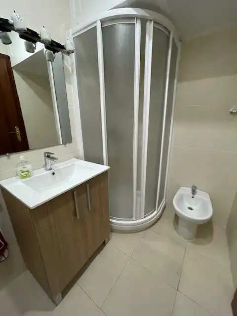 Badezimmer von Wohnung zur Miete in El Campello mit Klimaanlage, Terrasse und Möbliert