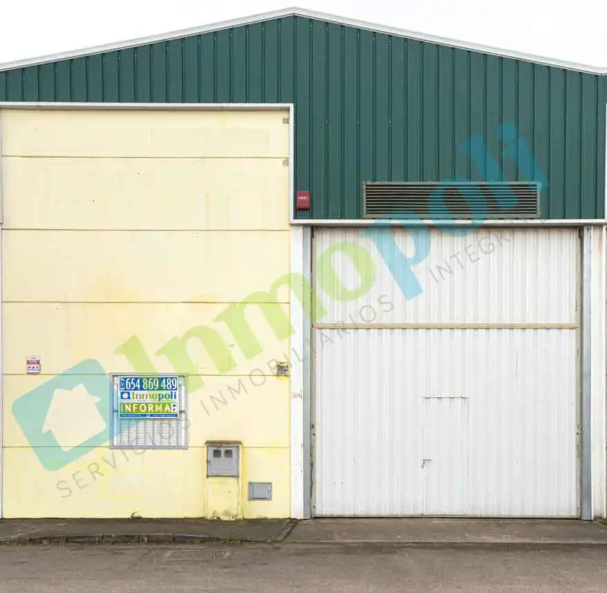 Exterior view of Industrial buildings for rent in Badajoz