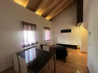Wohnzimmer von Wohnungen zur Miete in León Capital  mit Heizung, Parkett und Möbliert