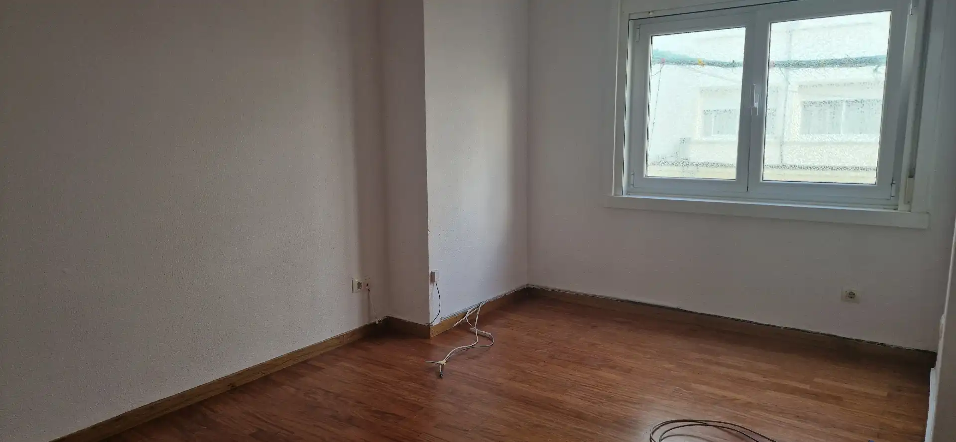 Dormitori de Pis en venda en A Coruña Capital  amb Parquet, Forn i Rentadora