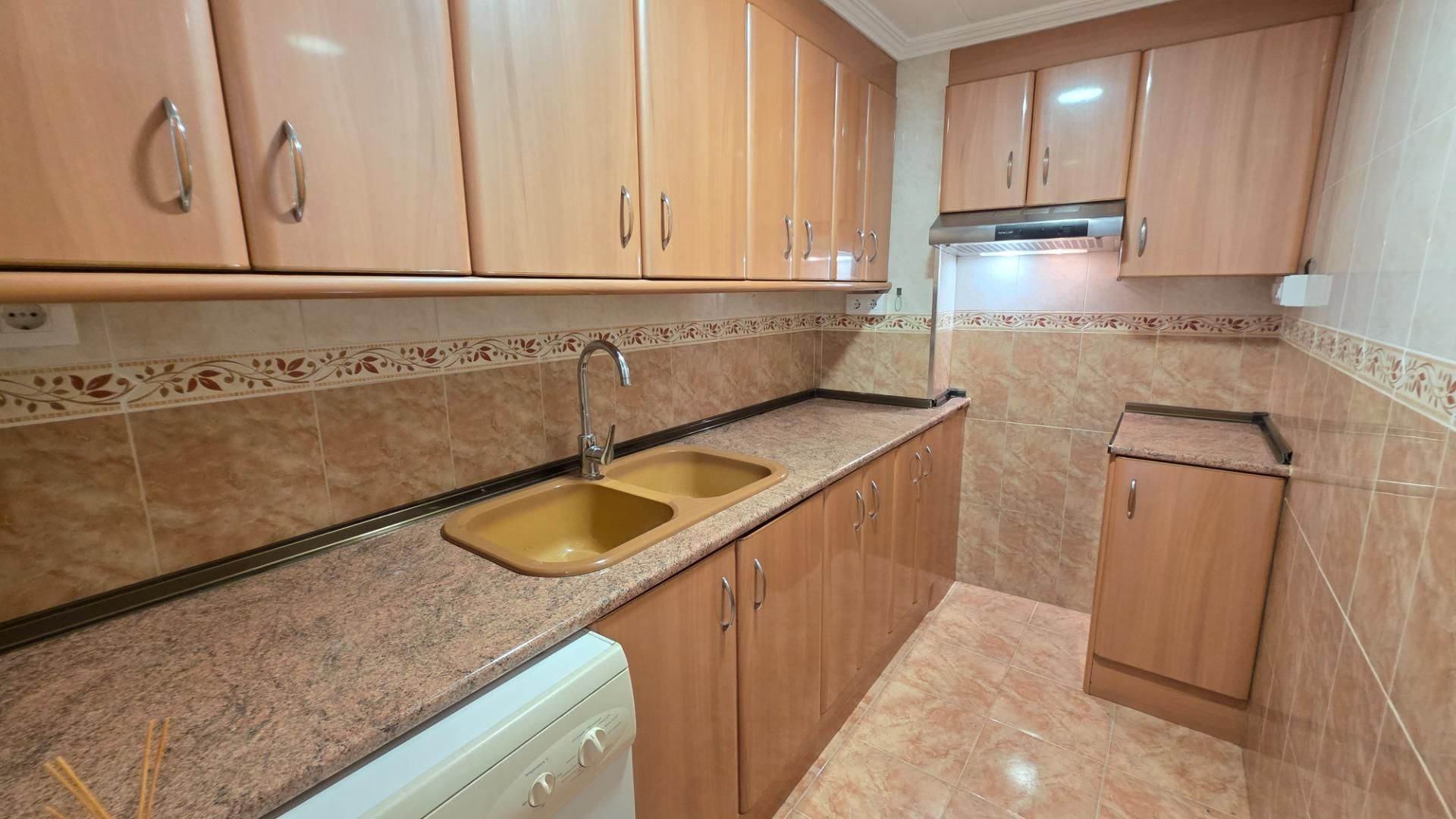 Cuina de Pis en venda en Torrent amb Aire condicionat i Balcó