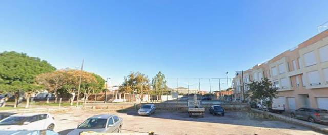 Terreno residencial en Venta en xerica en Madrigal