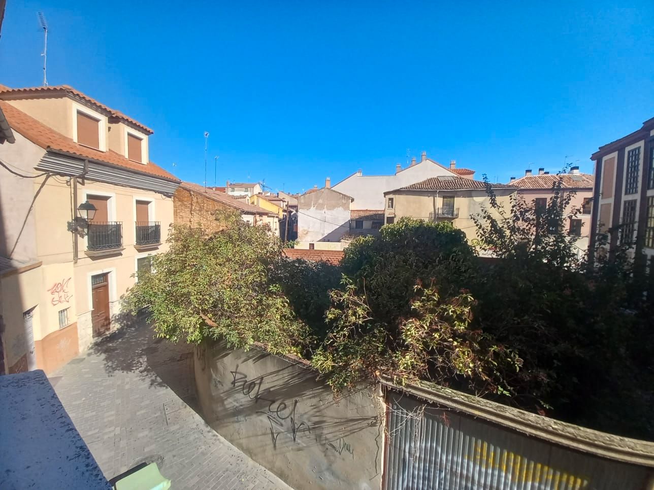 Exterior view of Flat for sale in Aranda de Duero  with Heating, Parquet flooring and Storage room