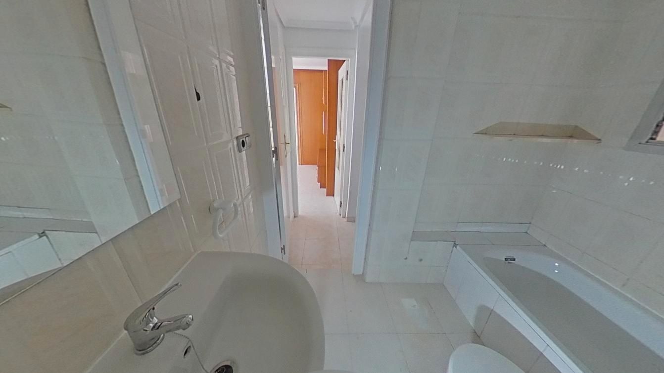 Bathroom of Flat for sale in Mislata