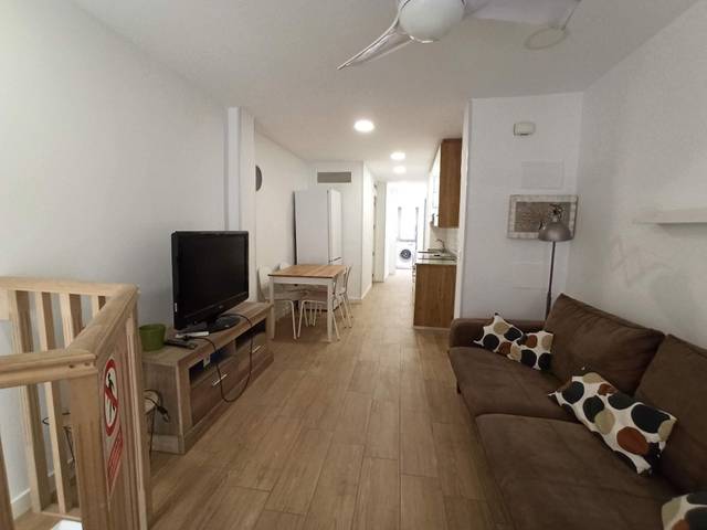 Piso en Venta en El Raval - Portes Encarnades