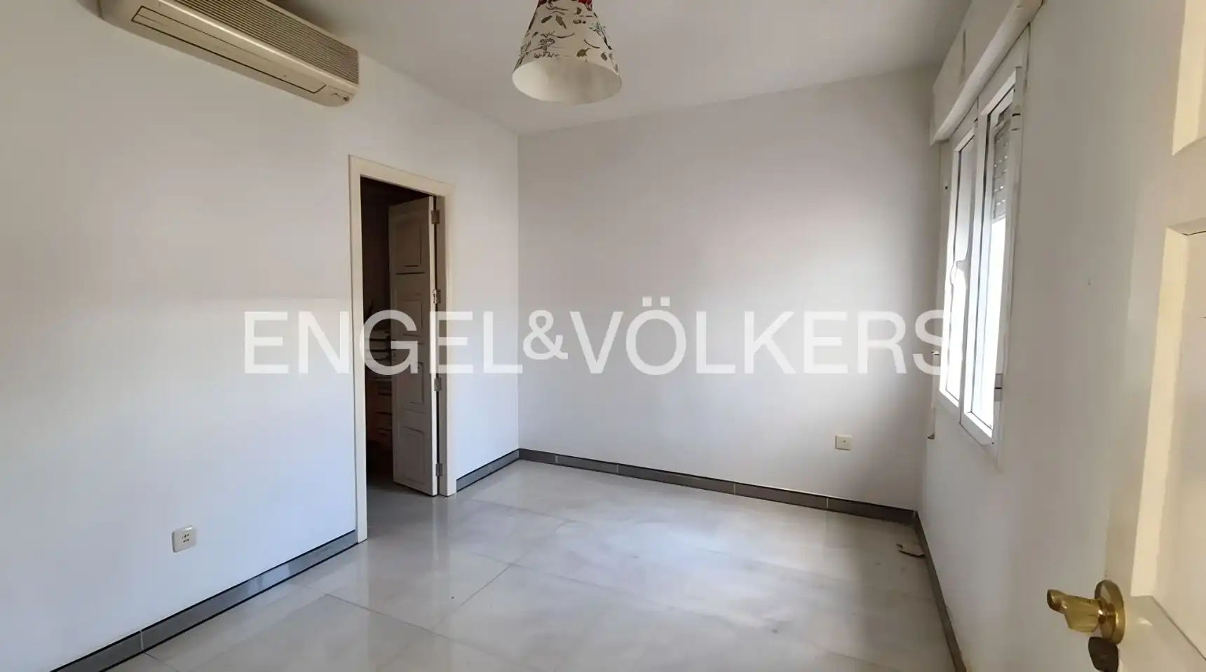 Casa o chalet en venta en Sanlúcar la Mayor con Calefacción