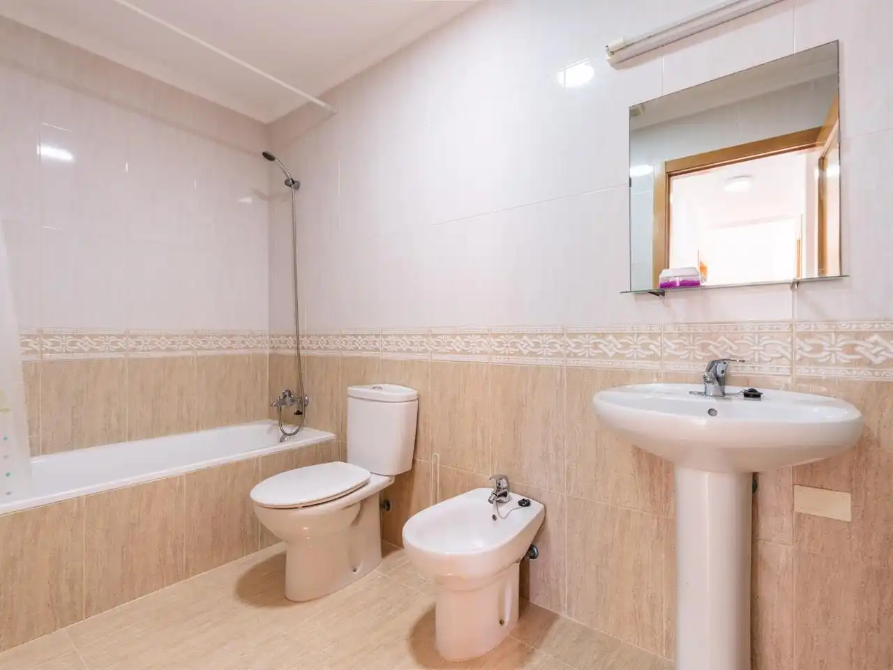 Badezimmer von Wohnungen zum Verkauf in Pulpí mit Klimaanlage, Terrasse und Schwimmbad