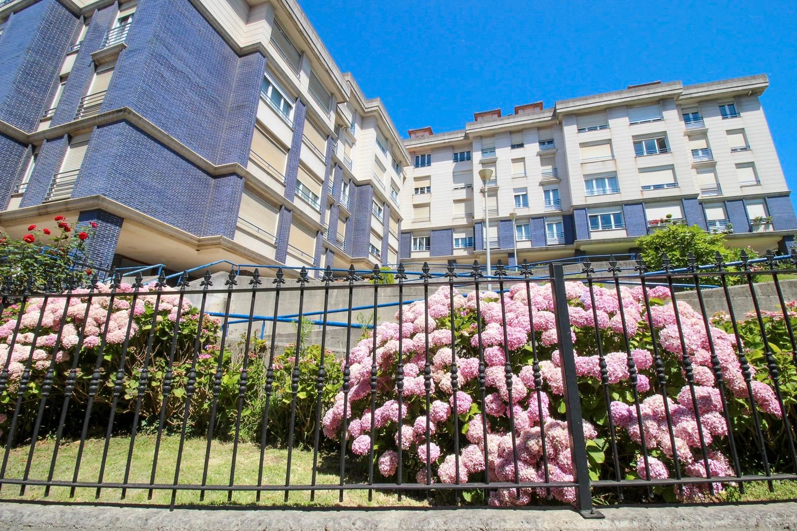Exterior view of Duplex for sale in Santander  with Heating, Parquet flooring and Storage room