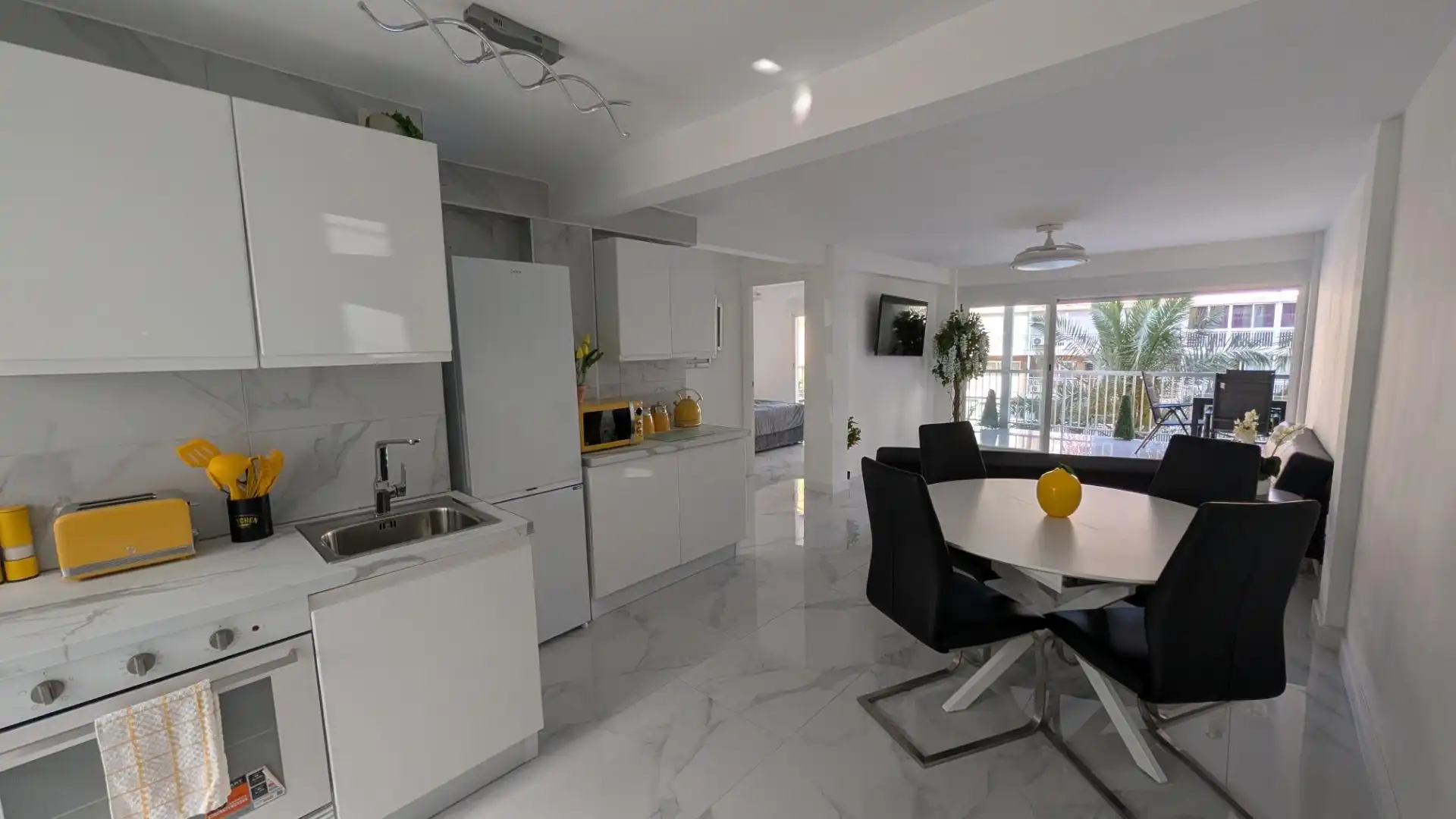 Appartamento con piscina in vendita a Rincón de Loix, imagen 3