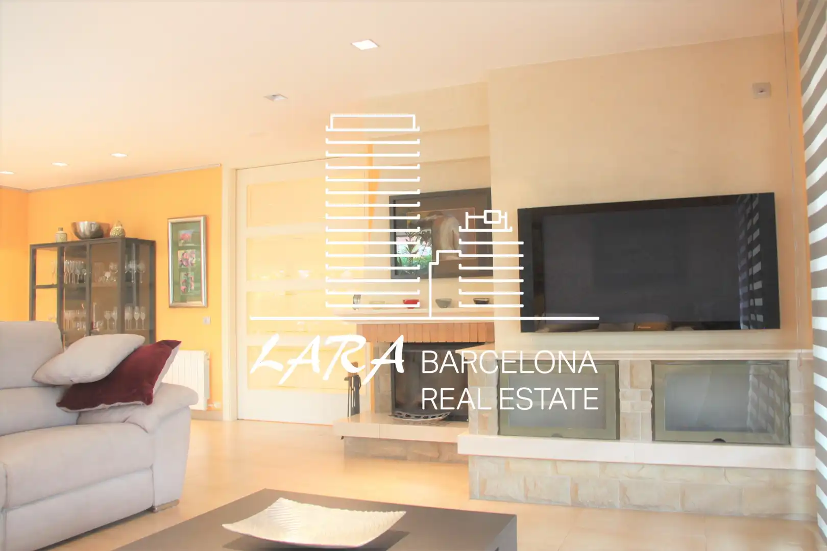 Sala de estar de Casa o chalet en venta en Viladecans con Aire acondicionado, Calefacción y Jardín privado