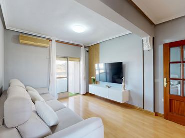 Flat with balcony for sale in Nuevo Cáceres
