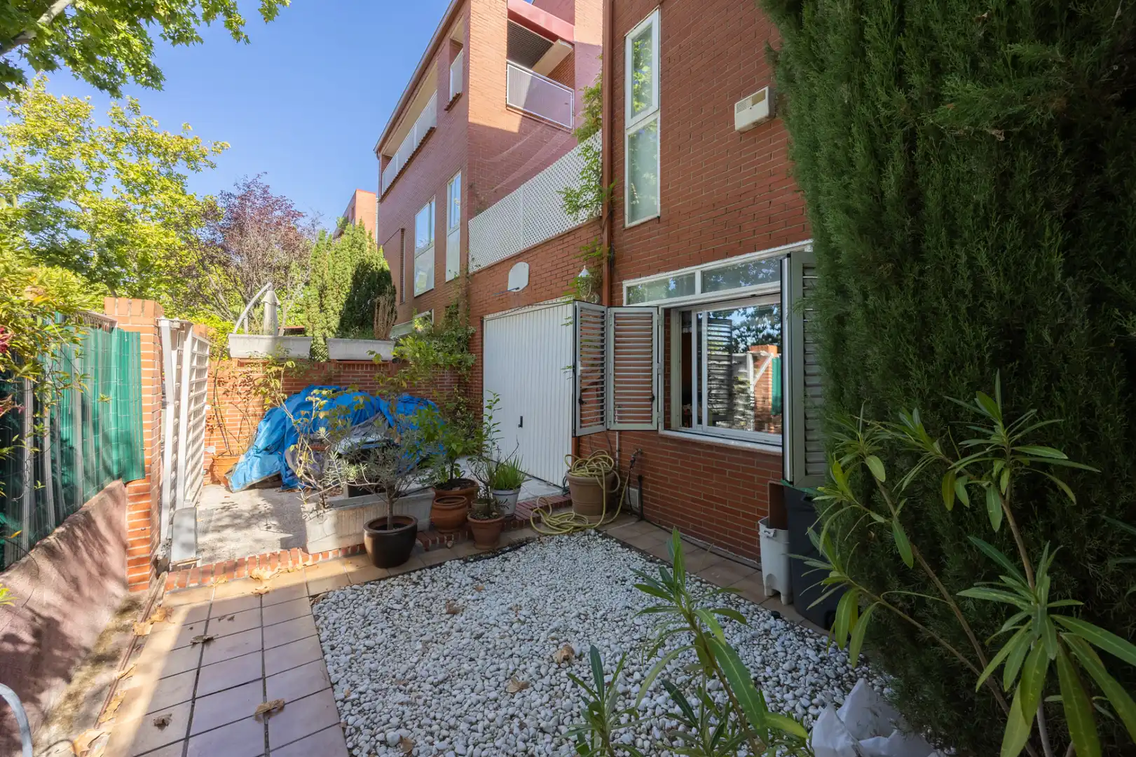 Vista exterior de Casa o chalet en venta en Madrid con Aire acondicionado, Calefacción y Terraza