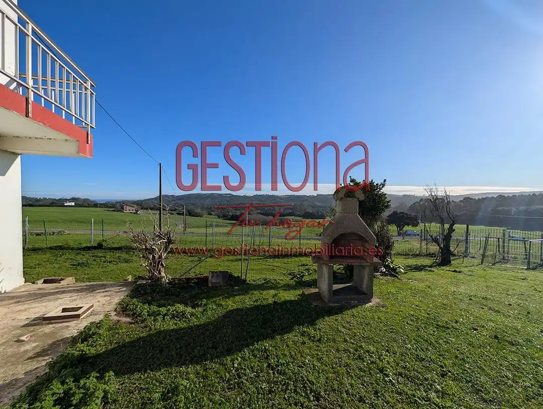 Country house zum Verkauf in Bareyo mit Privatgarten, Terrasse und Balkon