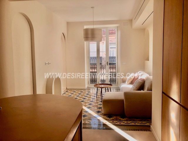 Living room of Flat for sale in  Valencia Capital  with Air Conditioner, Heating and Parquet flooring