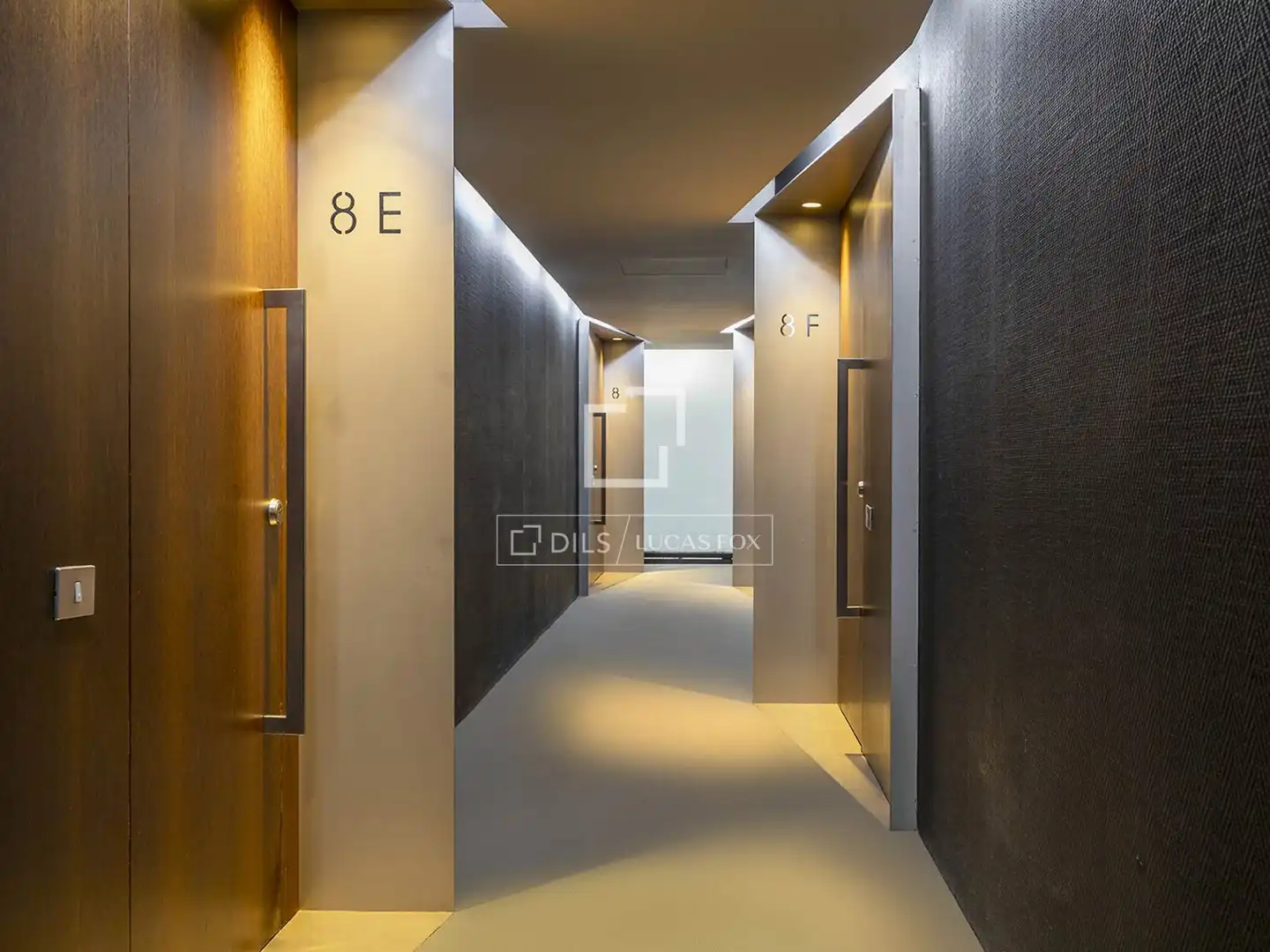Flat for sale in Barcelona  with Air Conditioner, Heating and Parquet flooring