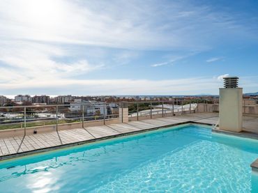 Pis amb piscina en venda a Casc Antic - Nou Cambrils