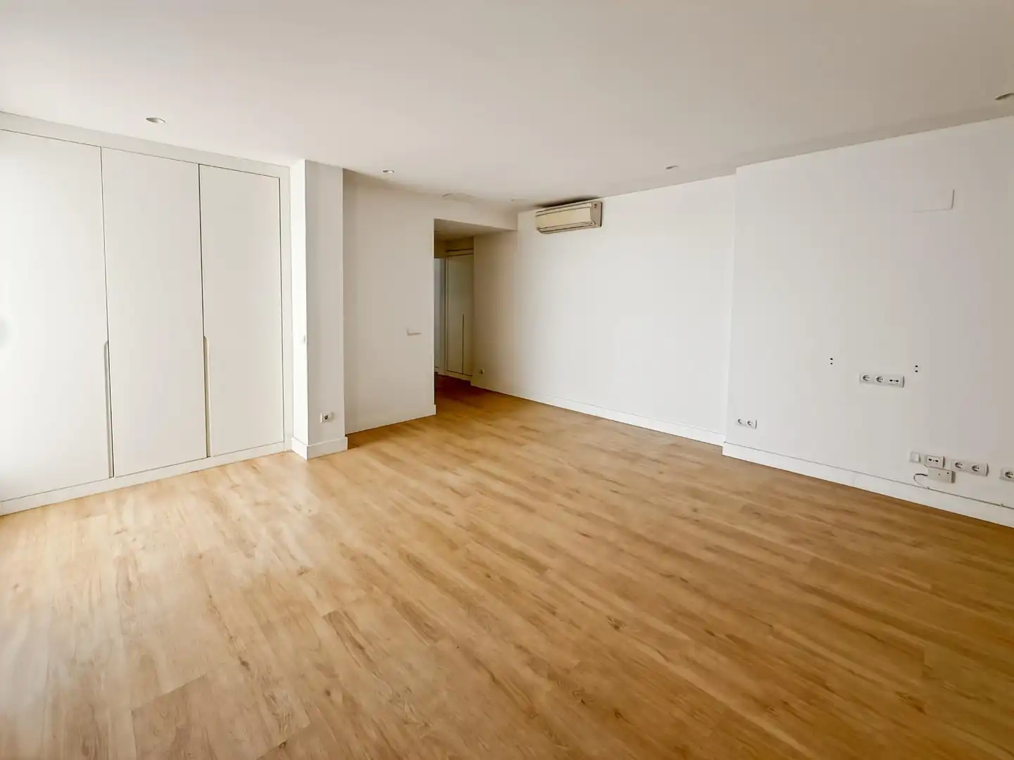 Ático de alquiler en Madrid con Aire acondicionado, Calefacción y Terraza