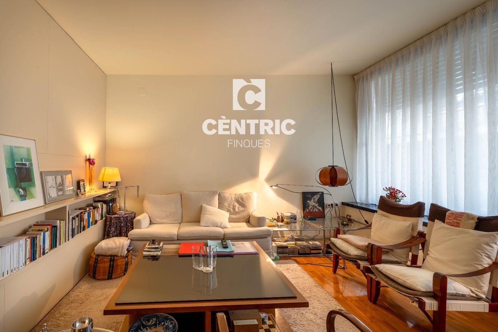 Sala d'estar de Dúplex en venda en  Barcelona Capital amb Calefacció