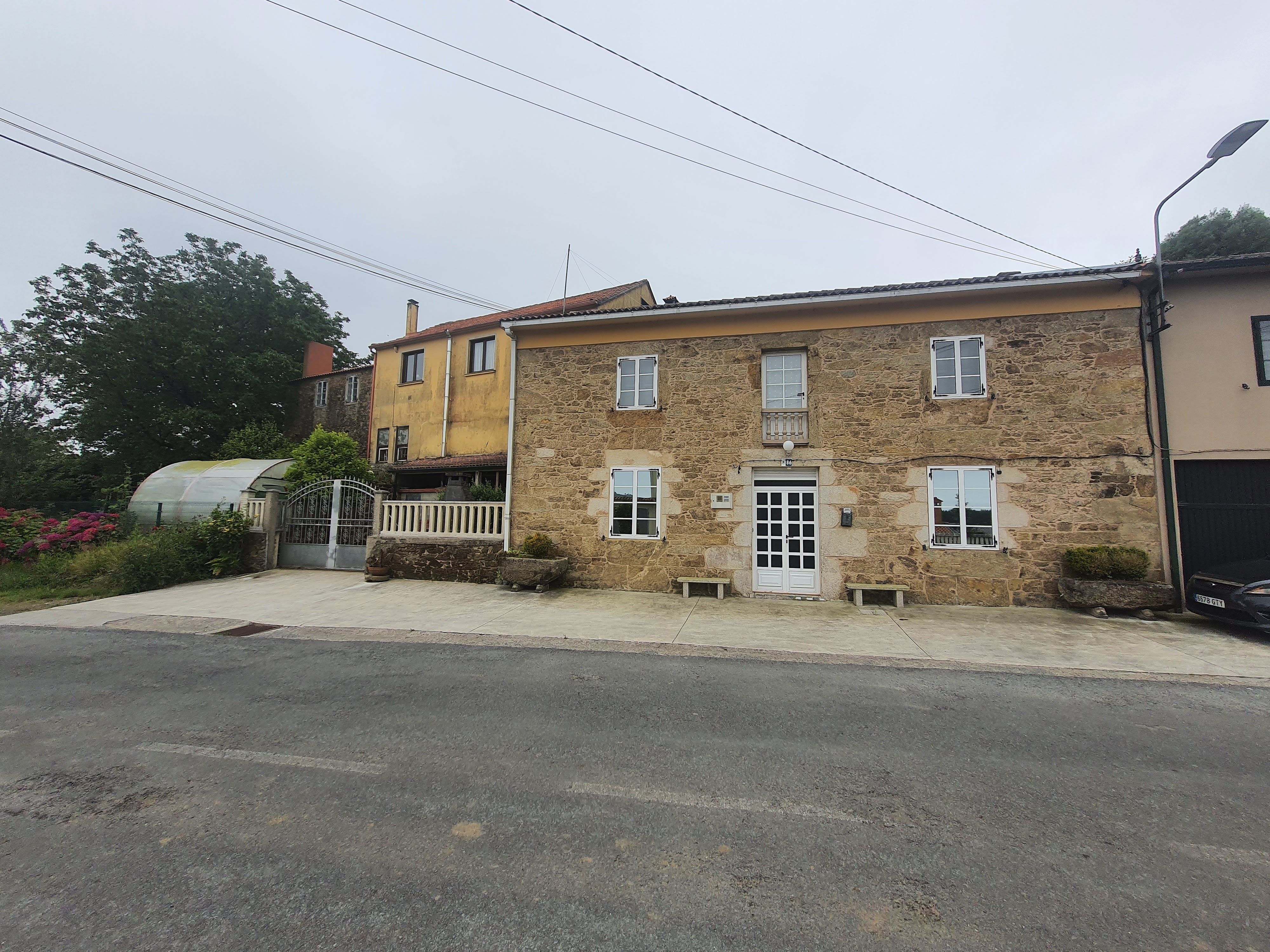 Außenansicht von Country house zum verkauf in Carballo mit Heizung, Terrasse und Ofen