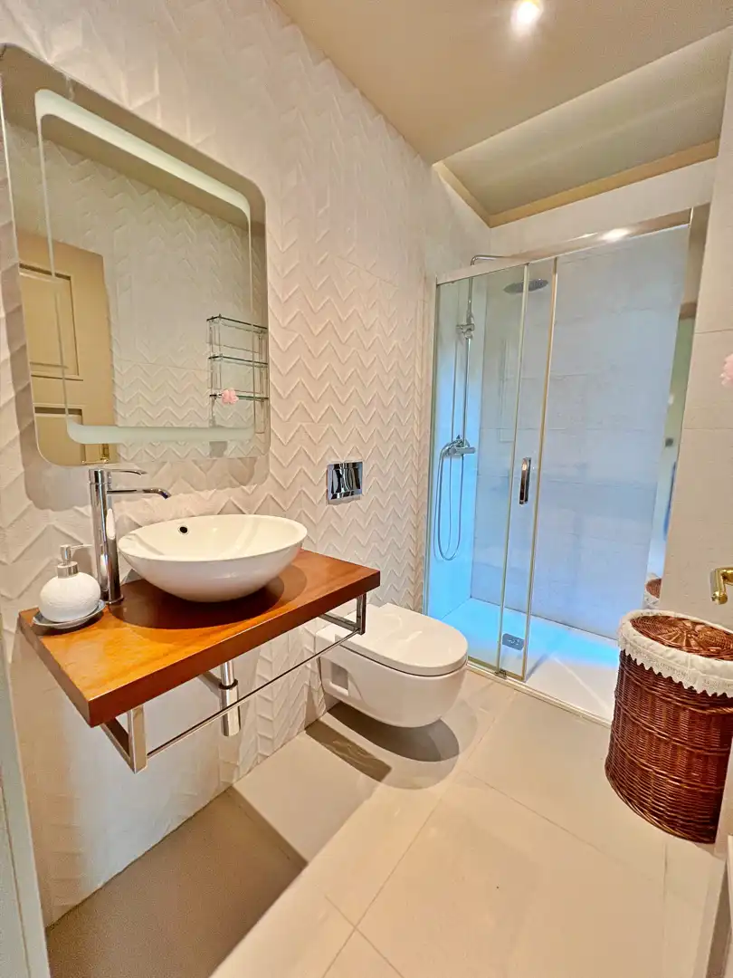 Baño de Casa o chalet en venta en Lugo con Aire acondicionado, Calefacción y Jardín privado